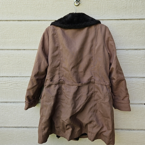 vintage brown double breasted coat with faux fur trim SEE MEASUREMENTS M/L - Picture 2 of 8